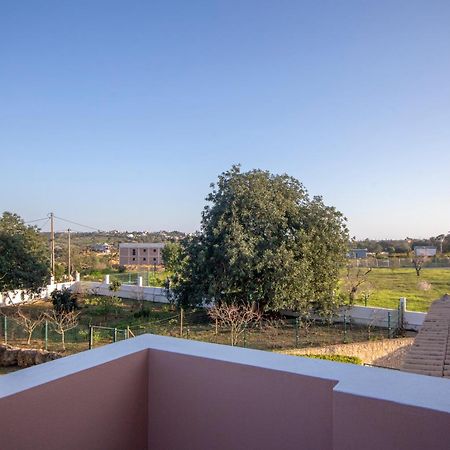 البوفيرا Al Meida Guesthouse المظهر الخارجي الصورة