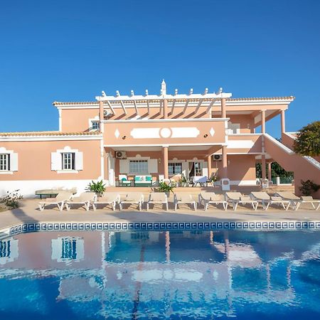 البوفيرا Al Meida Guesthouse المظهر الخارجي الصورة