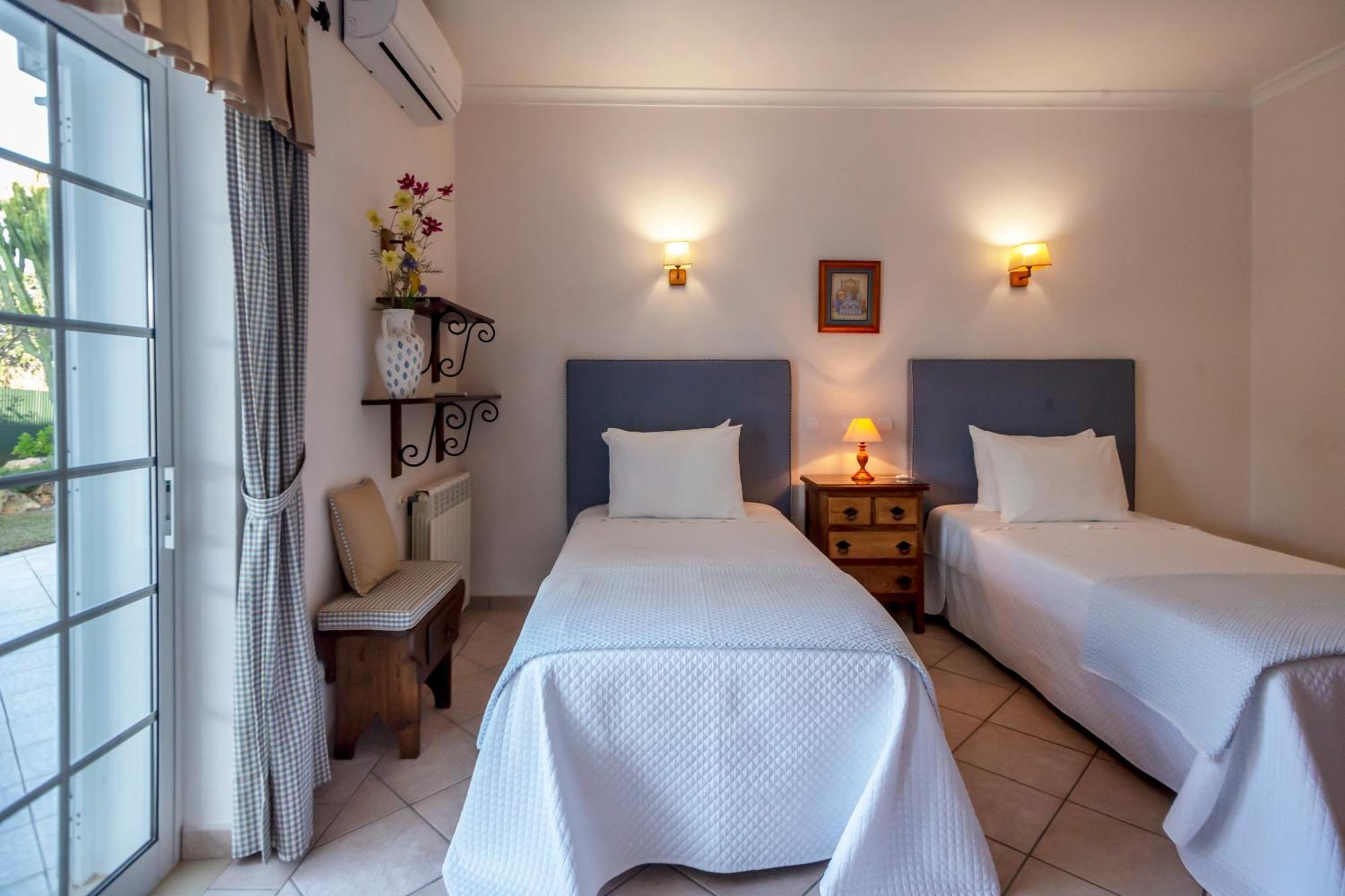 البوفيرا Al Meida Guesthouse المظهر الخارجي الصورة