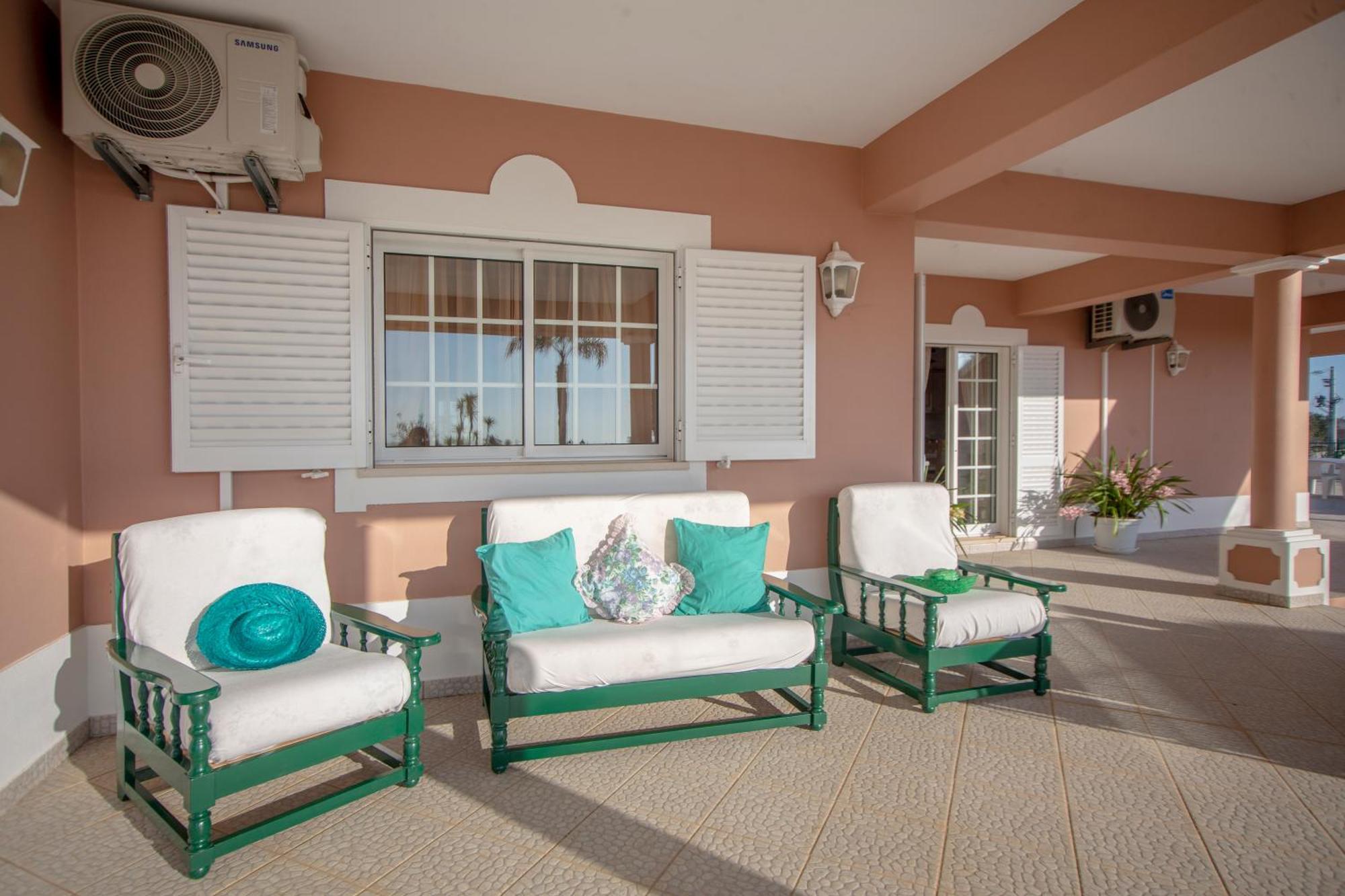 البوفيرا Al Meida Guesthouse المظهر الخارجي الصورة