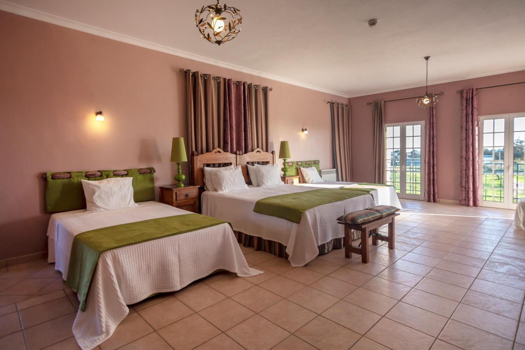 البوفيرا Al Meida Guesthouse المظهر الخارجي الصورة